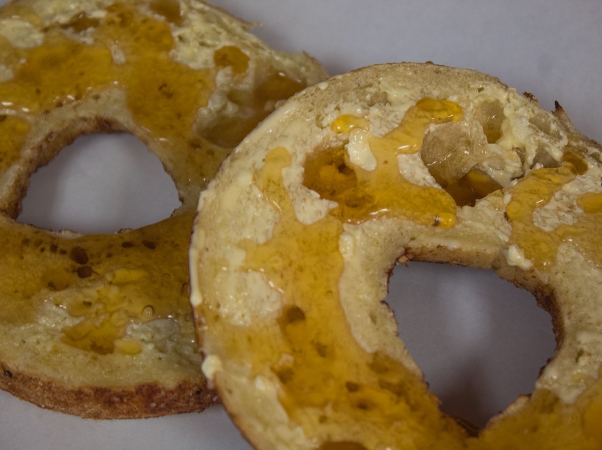 BAGEL W/BUTTER