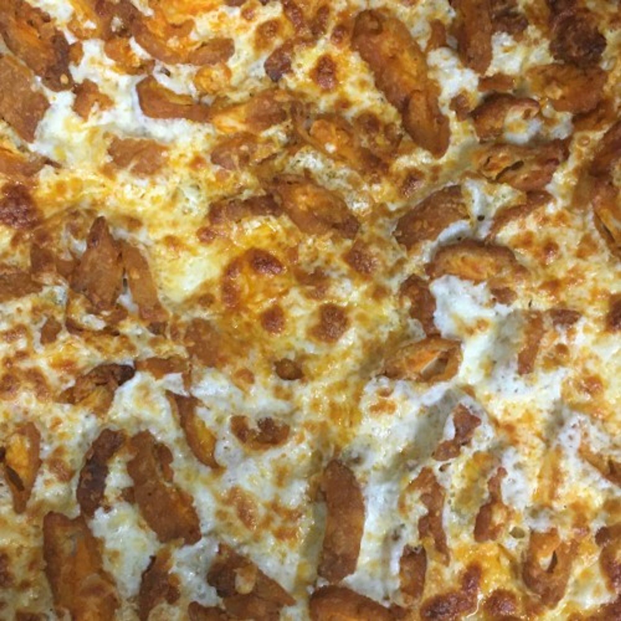 Famous Hot Wing Pizza