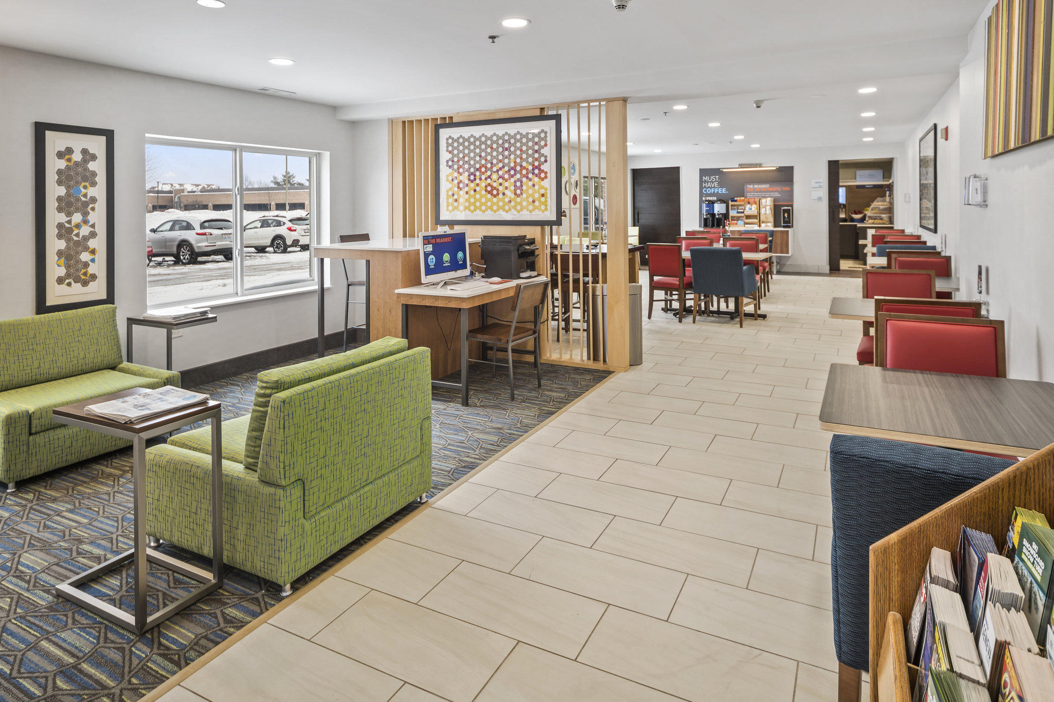 Holiday Inn Express Chicago NW-Vernon Hills Photo