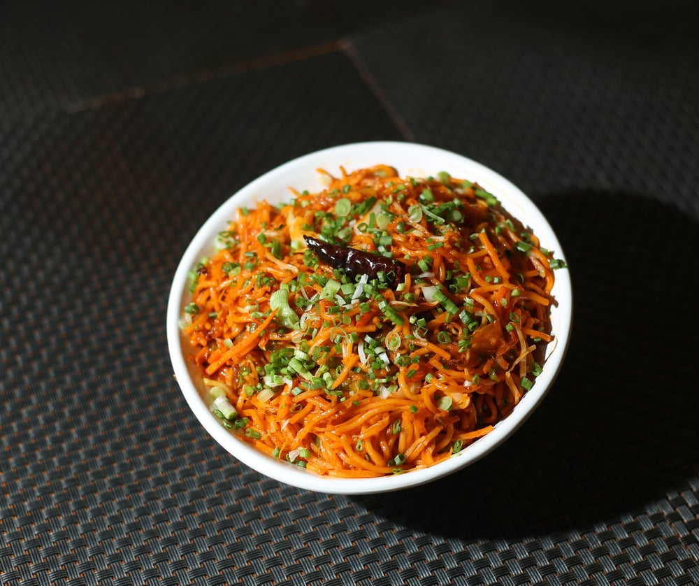 Veg Schezwan Noodles