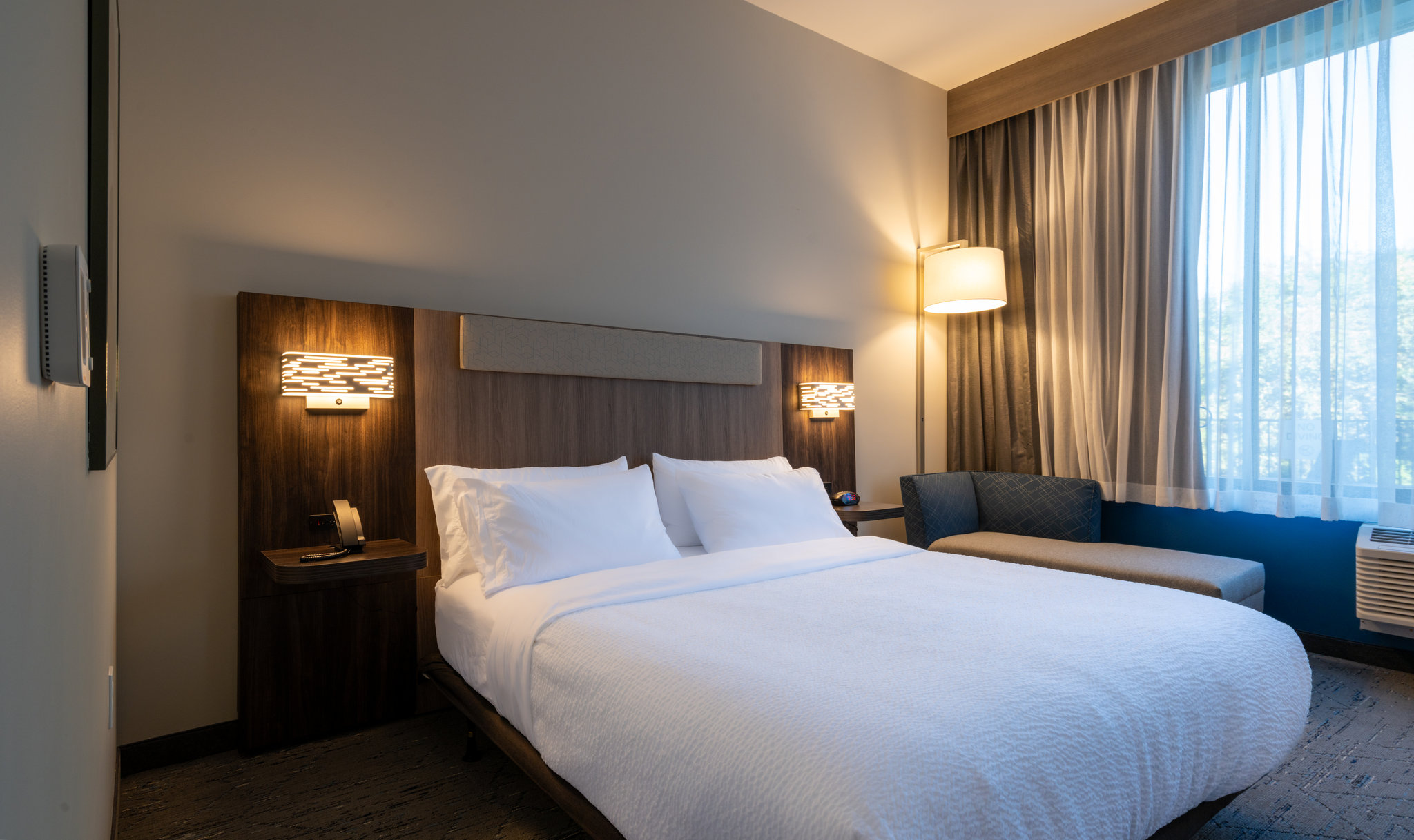 Holiday Inn Express & Suites Murfreesboro West by IHG Image