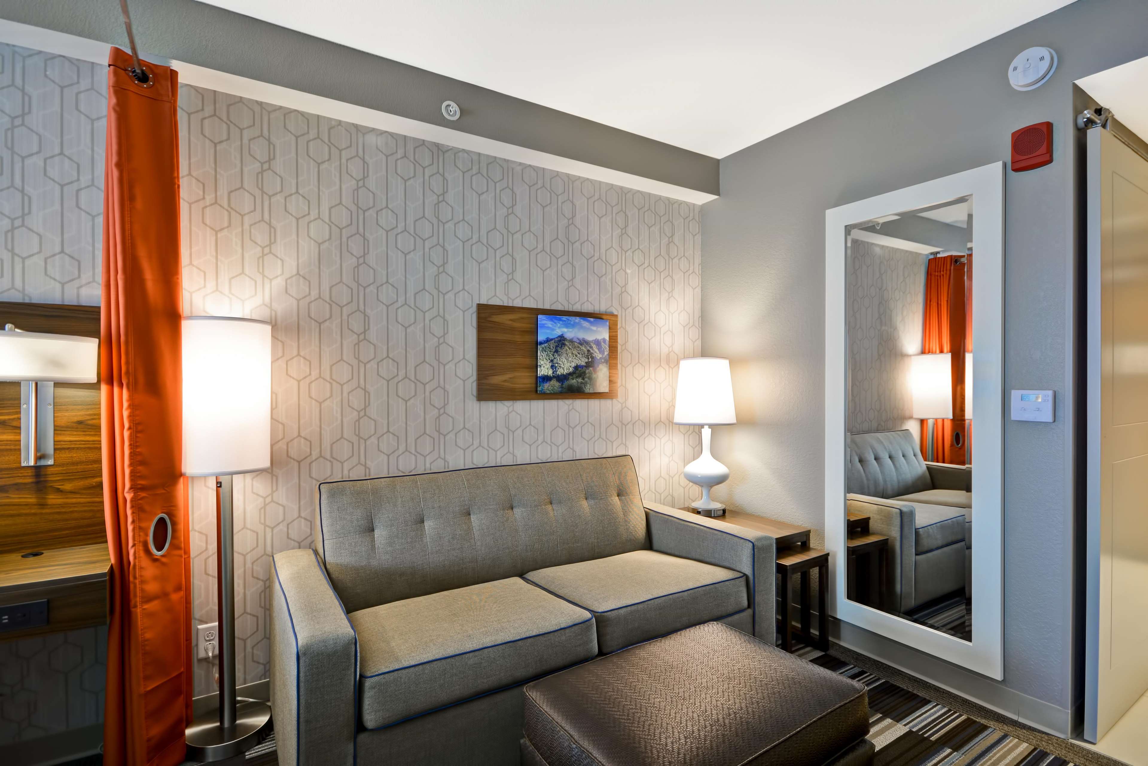 Home2 Suites by Hilton Pigeon Forge Photo