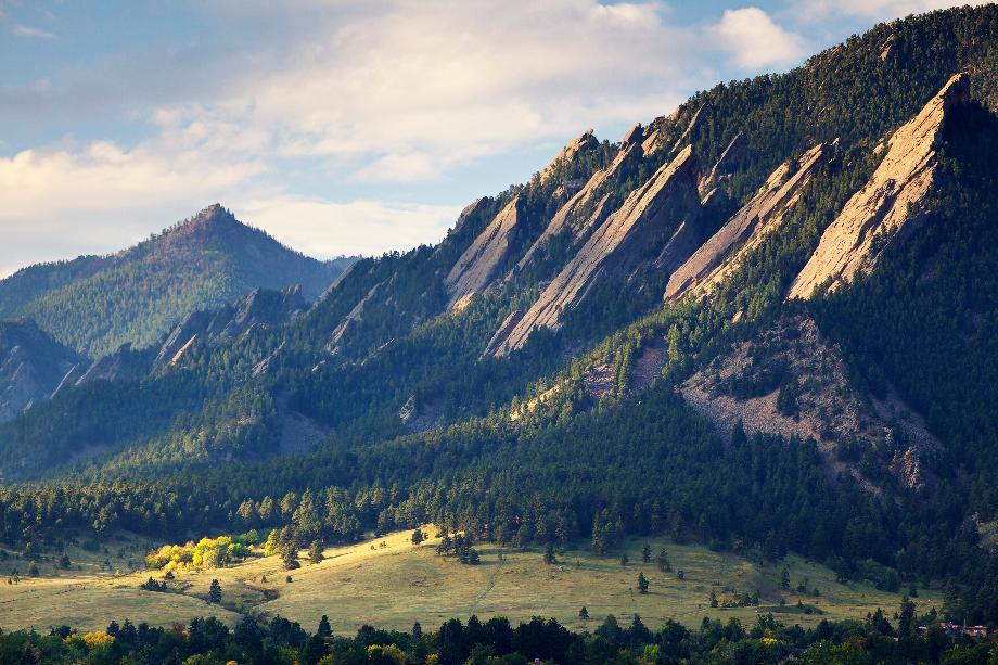 Short 10-minute commute to Boulder