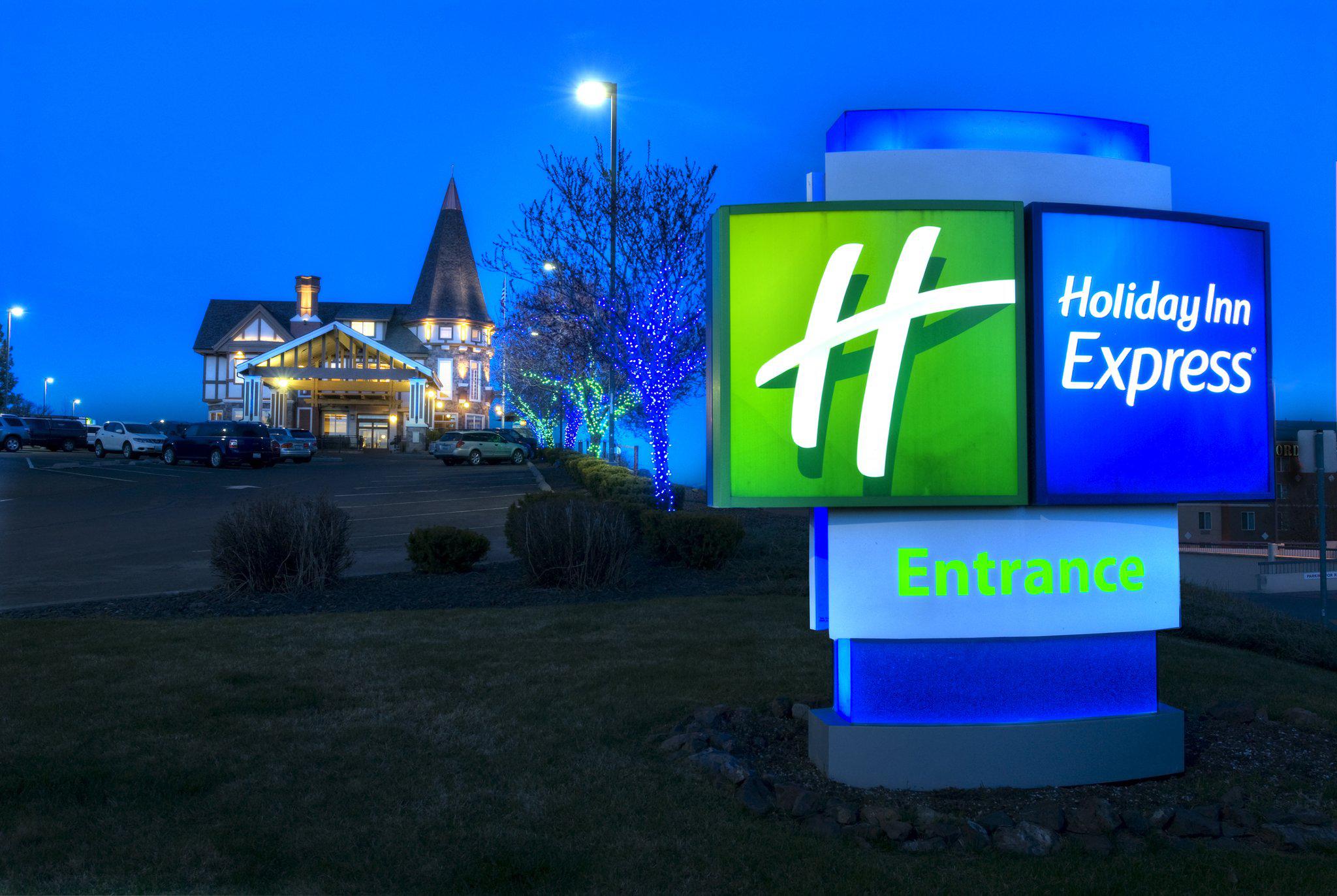 Holiday Inn Express Spokane-Downtown Photo