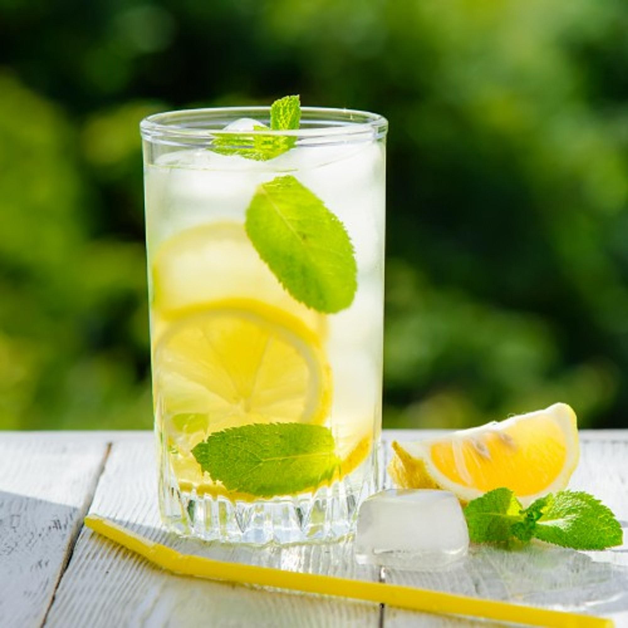 V6- Lemon Drink