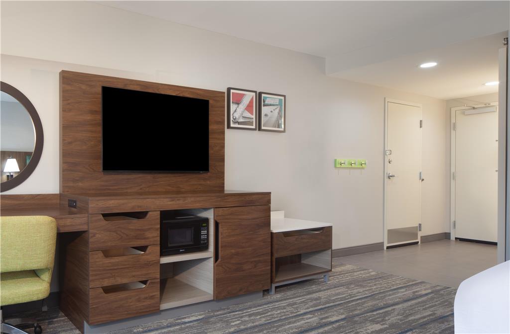 Hampton Inn Evergreen Image