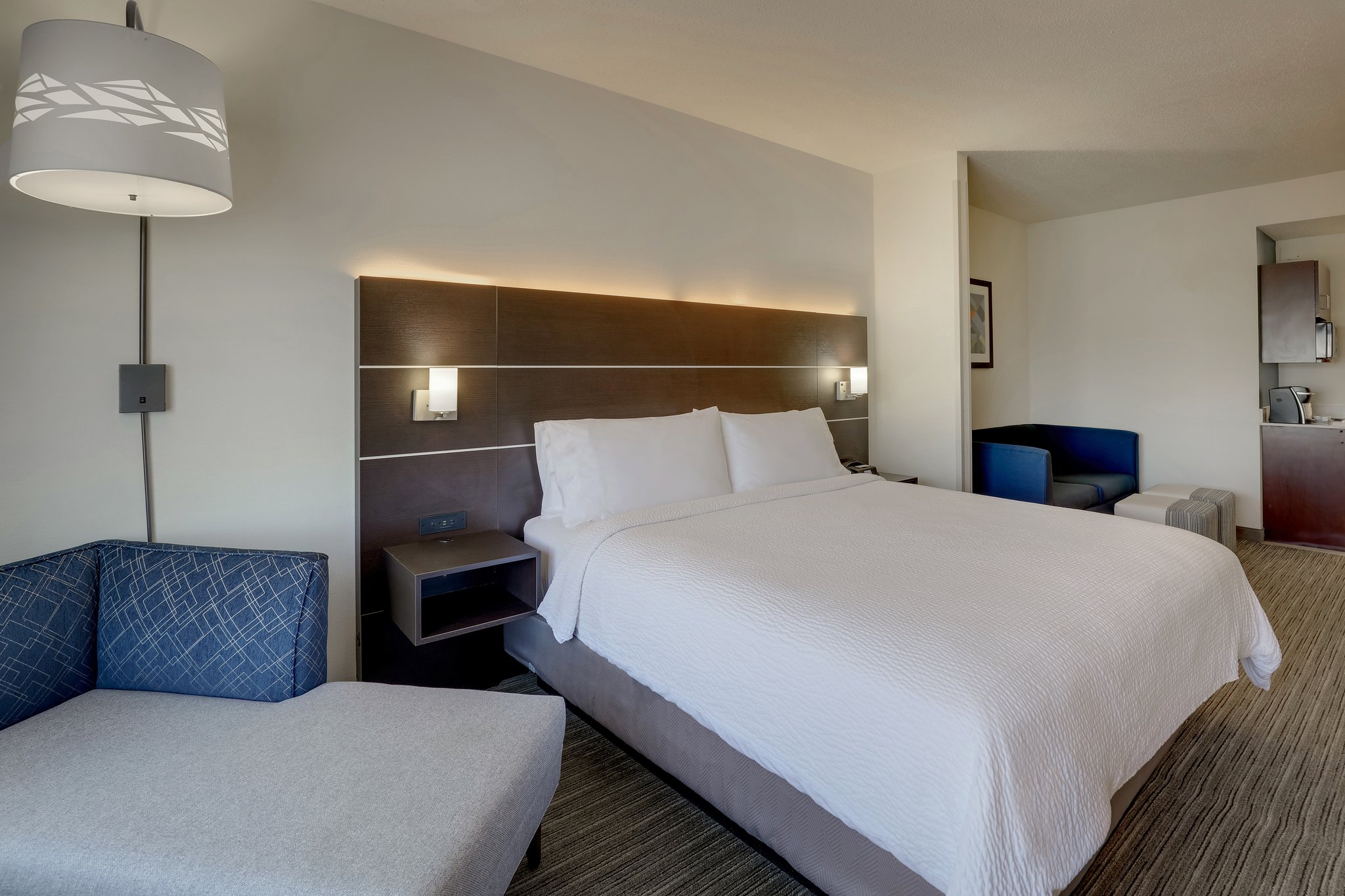 Holiday Inn Express & Suites Gadsden W-Near Attalla by IHG Image
