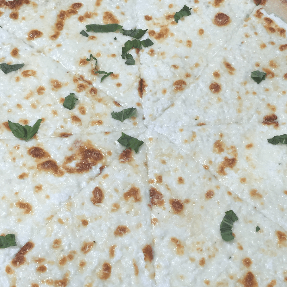 Quattro Formaggi Pizza