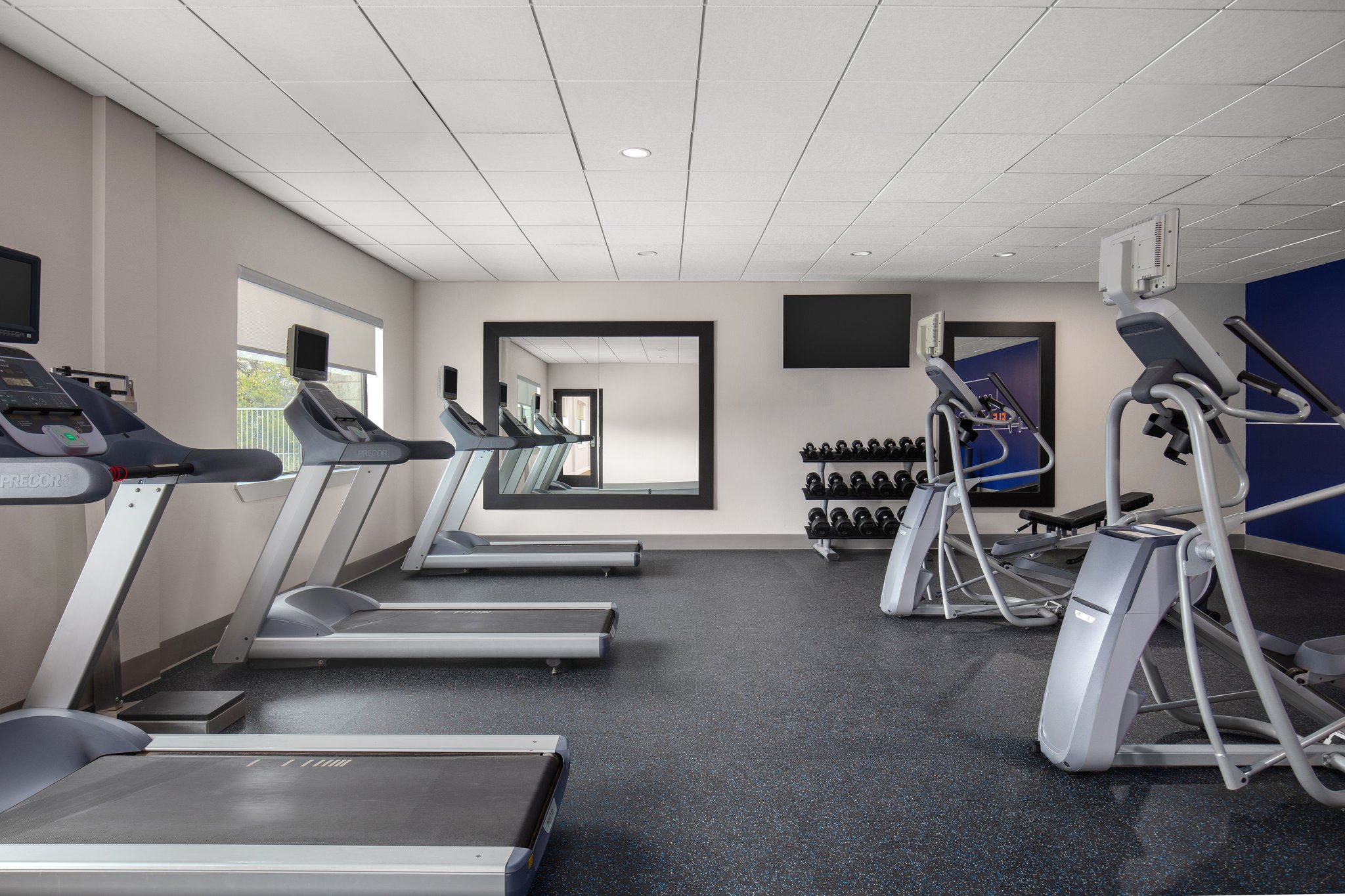 Holiday Inn Express & Suites Dripping Springs - Austin Area by IHG Image