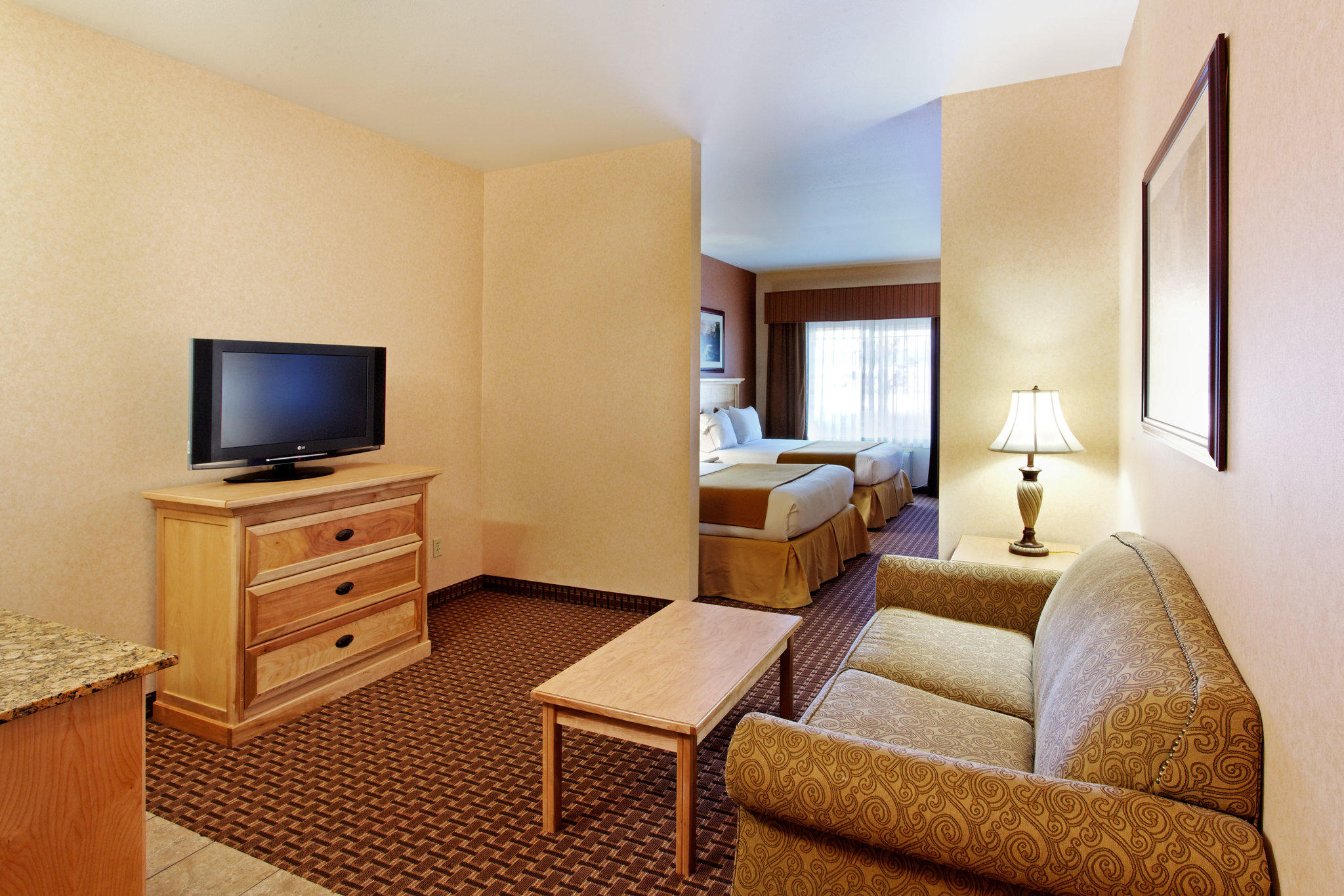 Holiday Inn Express & Suites Kalispell Photo