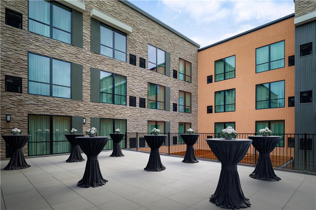 The Nobleman Fort Worth, Tapestry Collection by Hilton Image