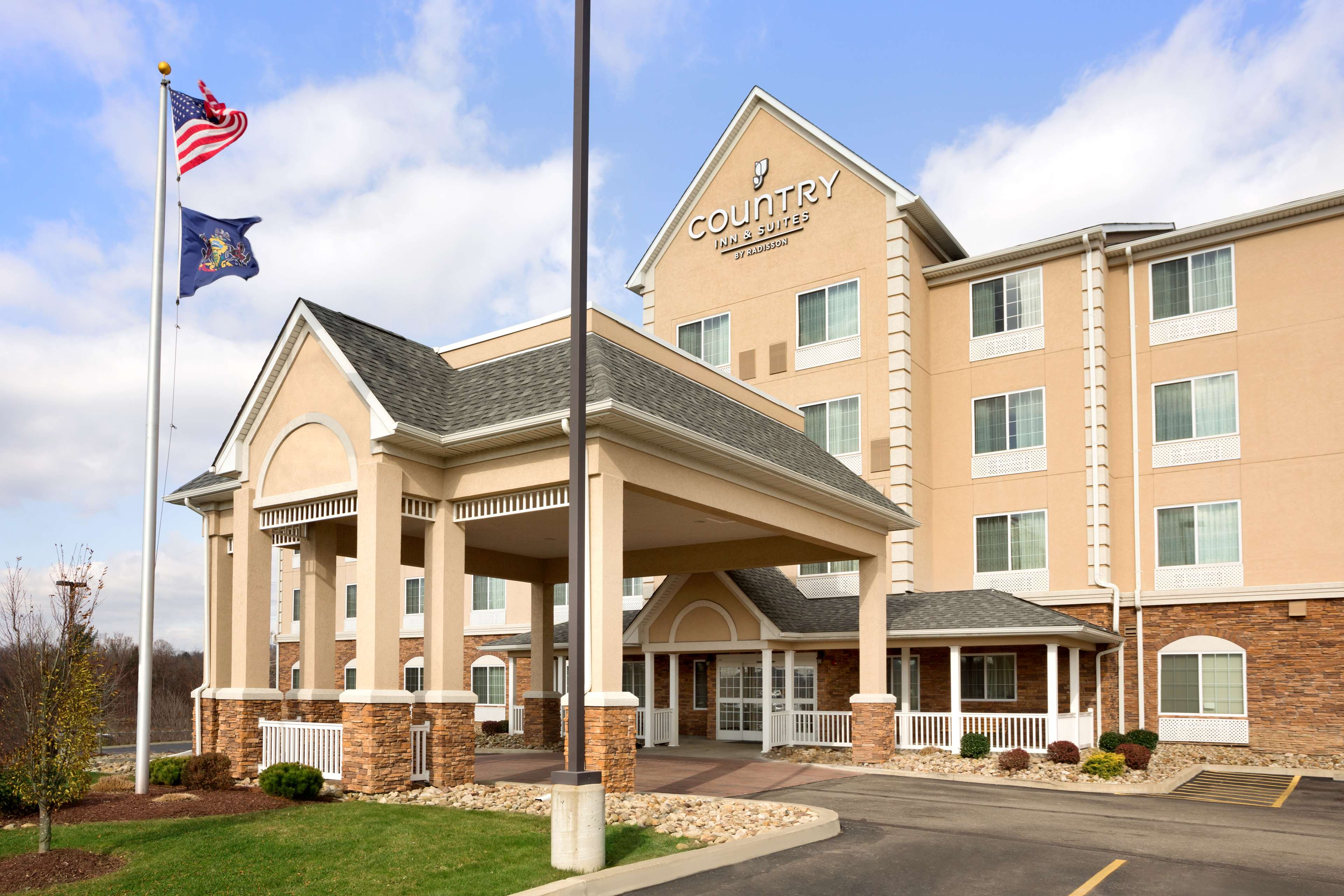 Country Inn & Suites by Radisson, Washington at Meadowlands, PA Photo
