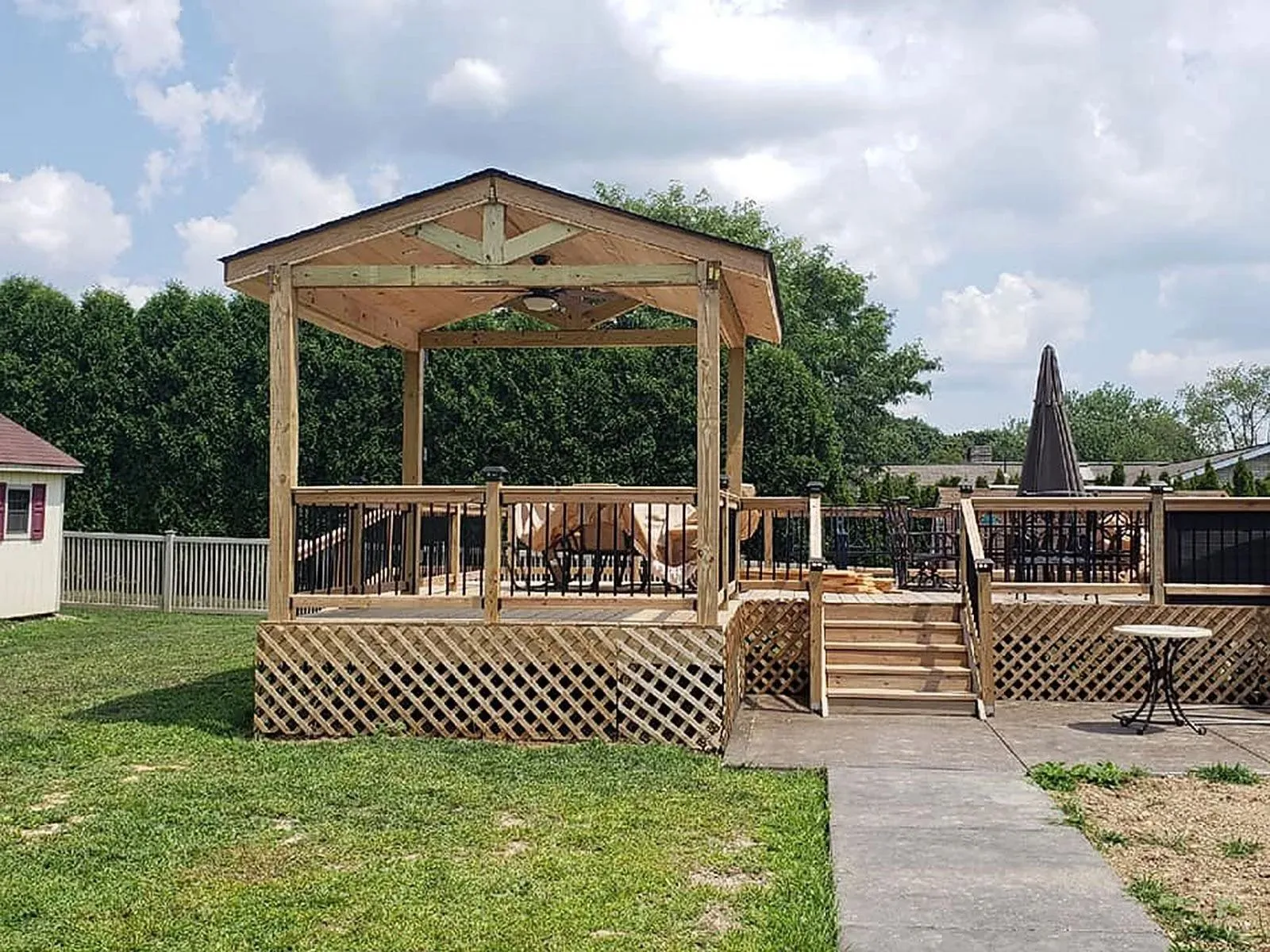 Custom Deck Builders