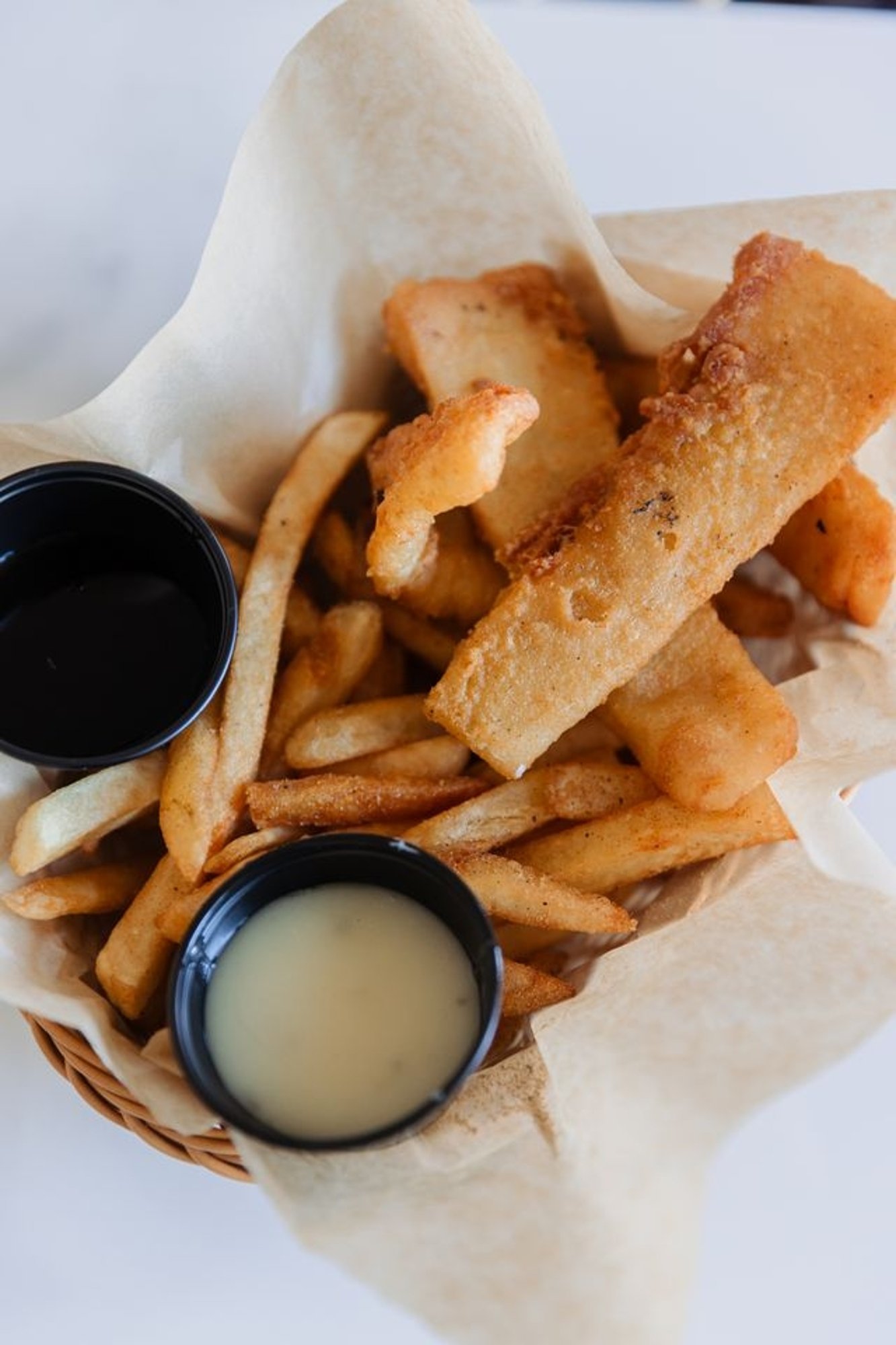 FISH & CHIPS