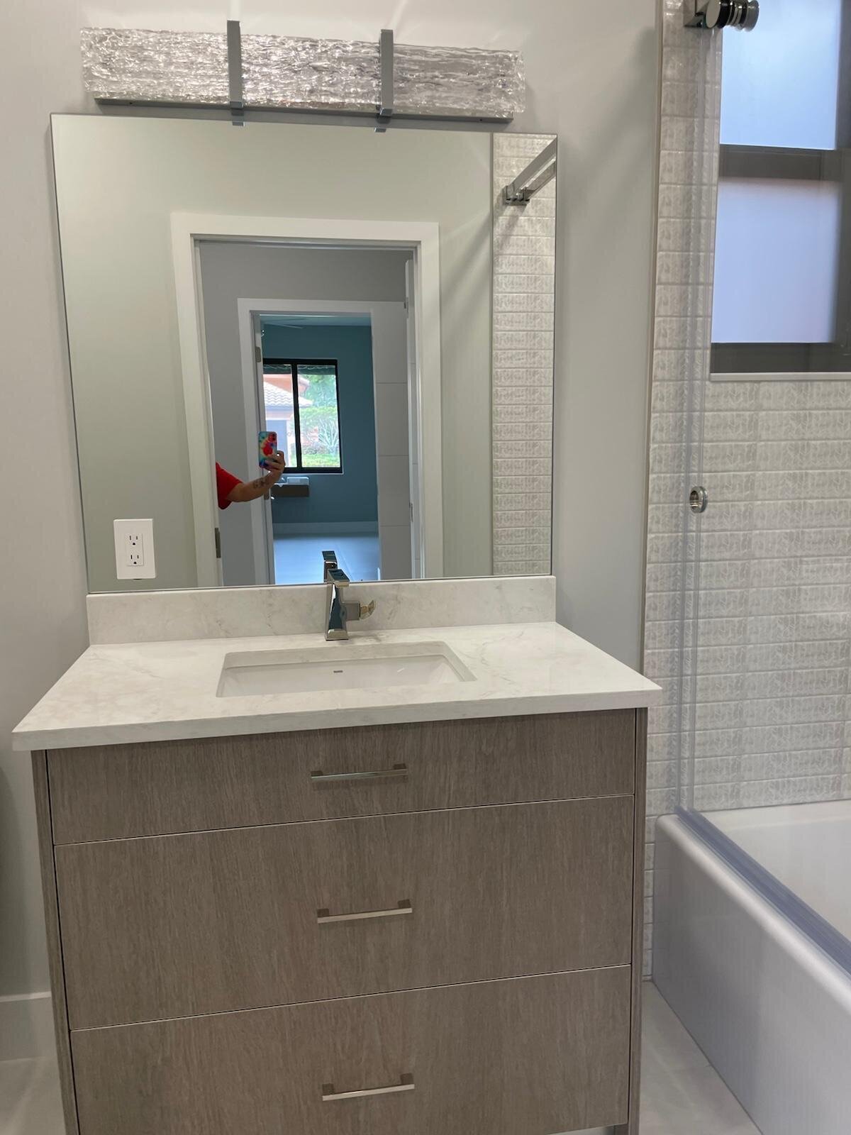 Queen Bee Maids Corp of Boca Raton & Coral Springs Image