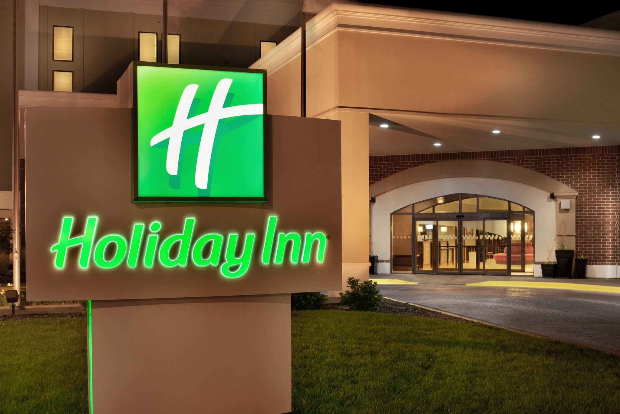 Holiday Inn Dubuque/Galena Photo