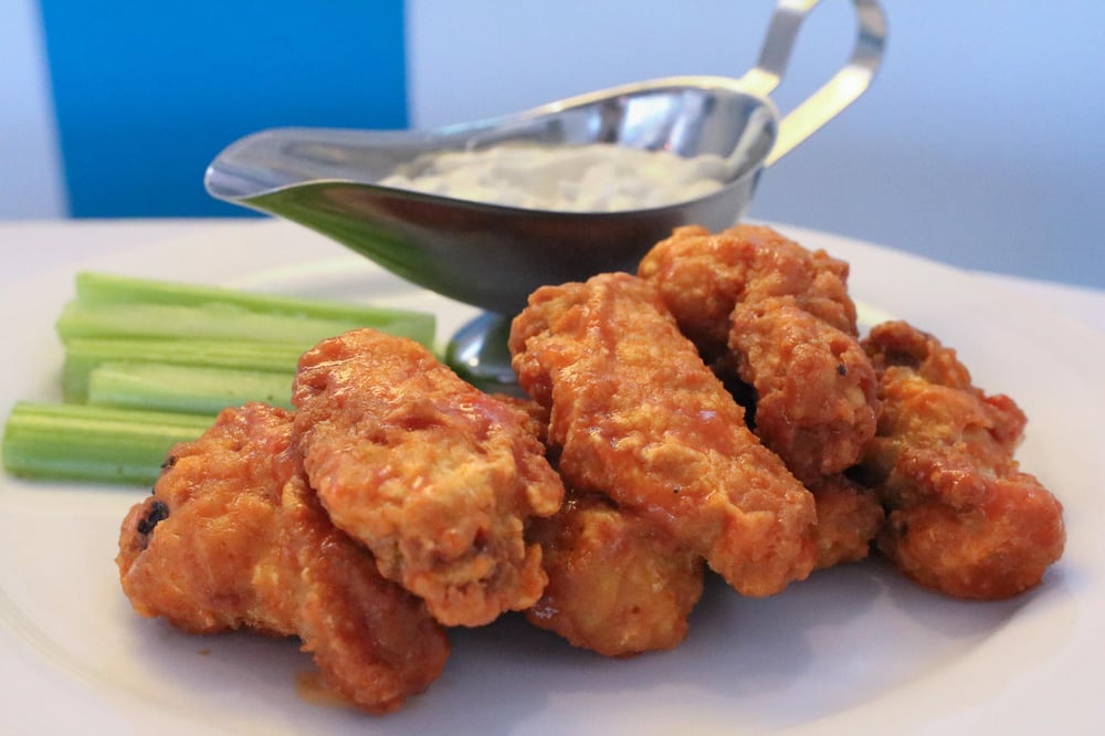 .10 Wings