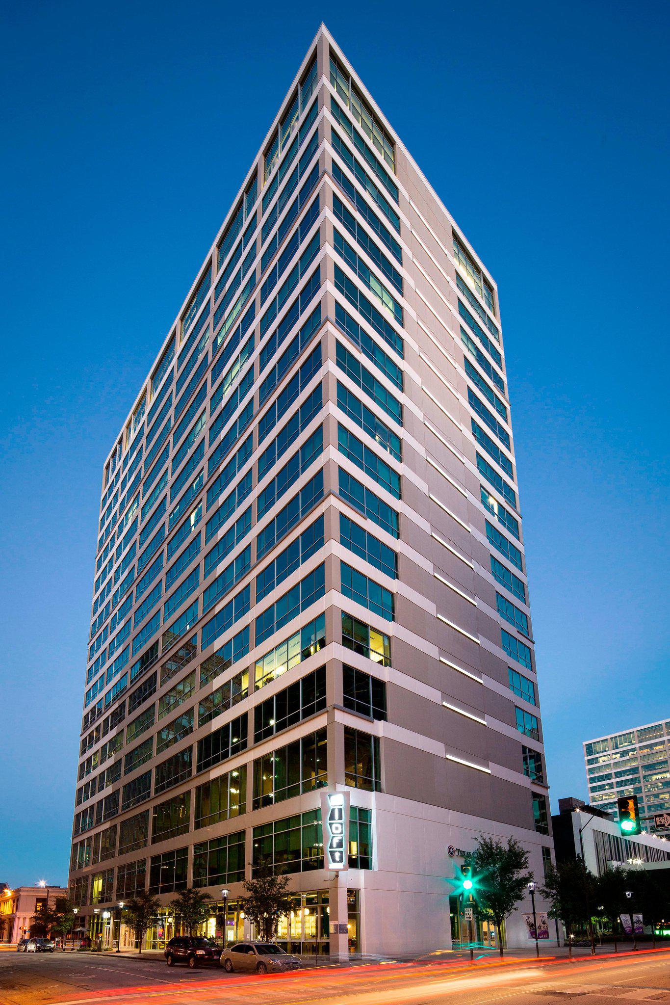 Aloft Fort Worth Downtown Photo