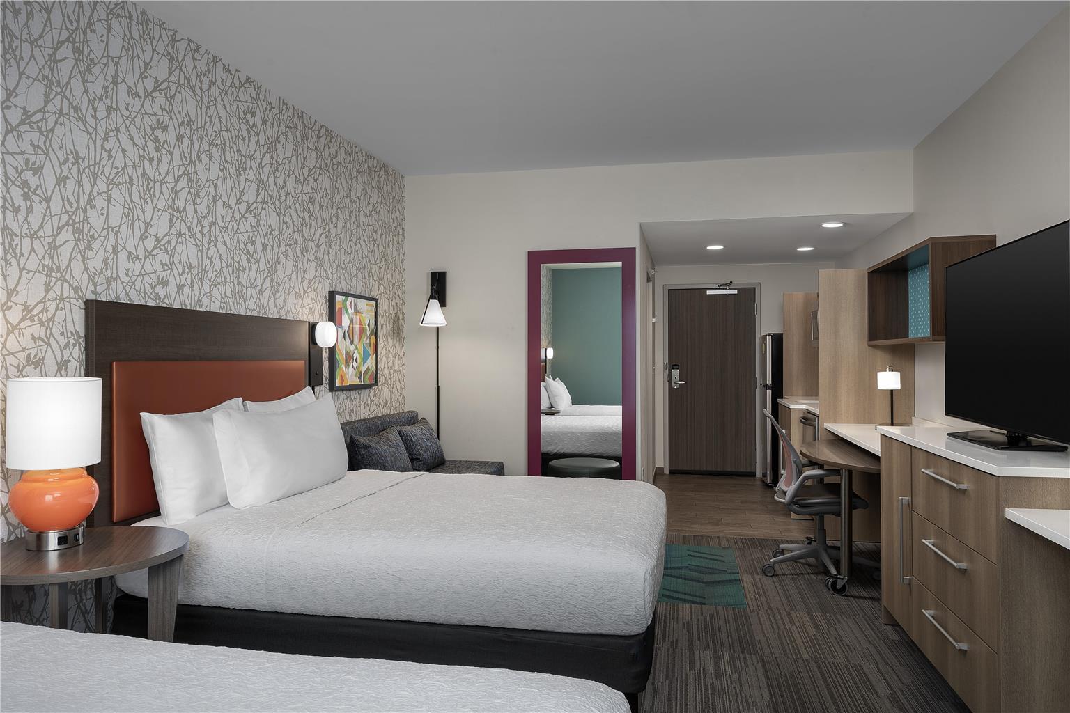 Home2 Suites by Hilton Edison Image