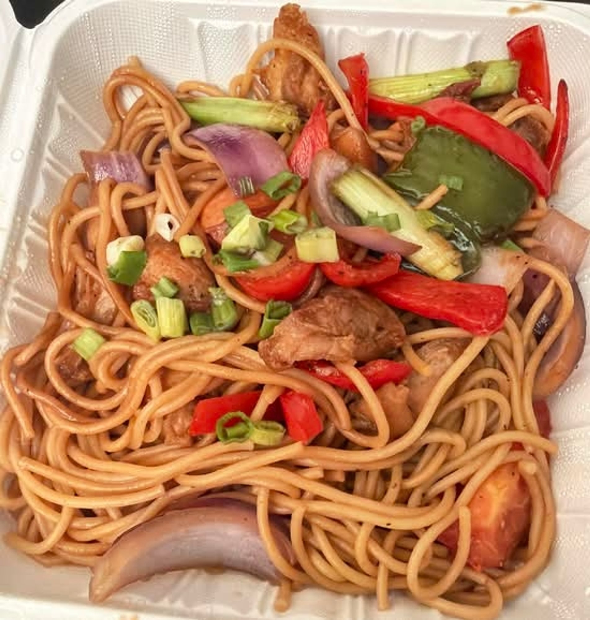 Tallarín Saltado de Carne