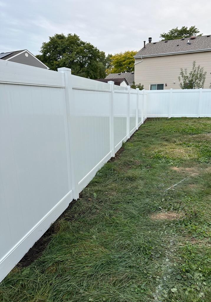Top Rail Fence Naperville Image