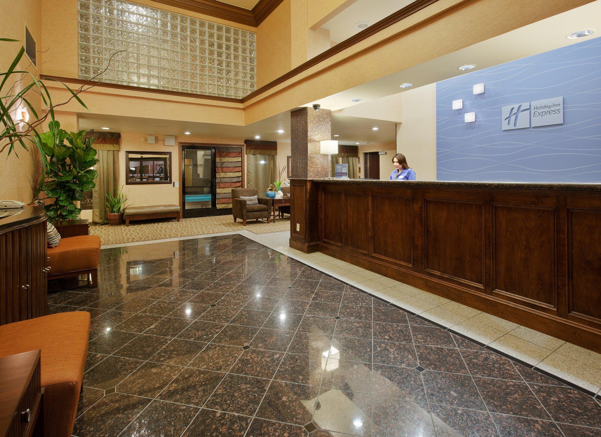 Holiday Inn Express Union City (San Jose) Photo