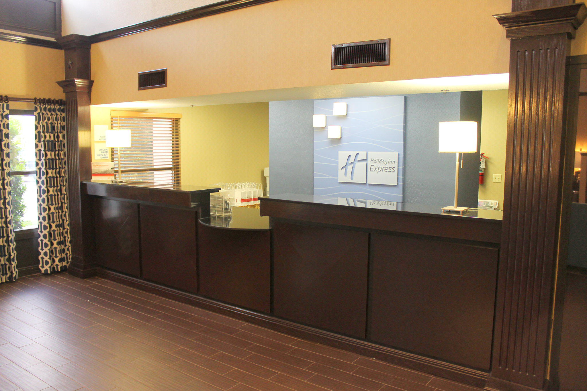 Holiday Inn Express Harlingen Photo