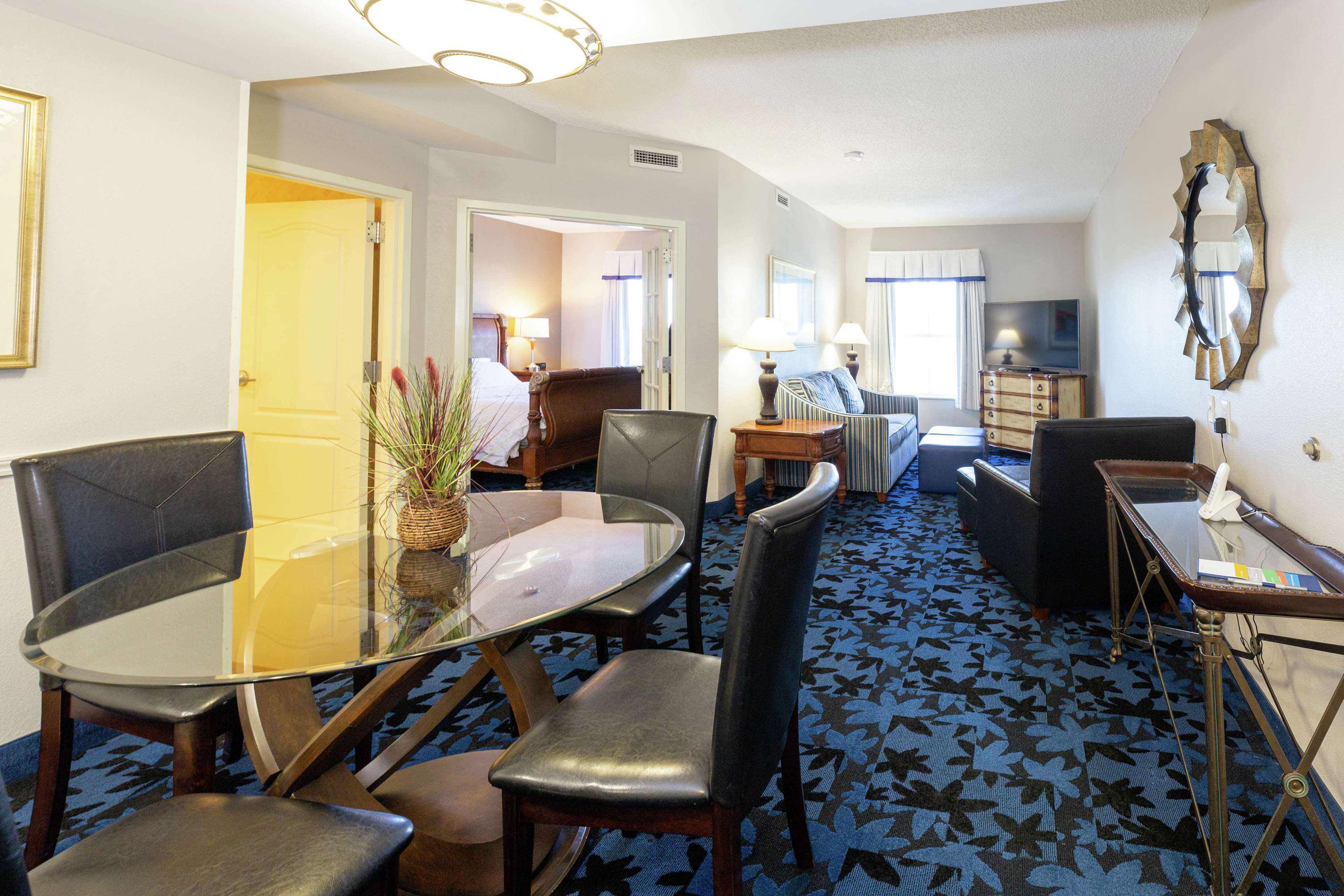 Hampton Inn & Suites Jacksonville Deerwood Park Photo