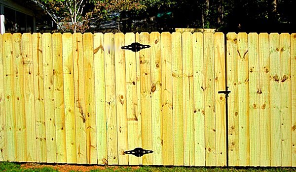 U Picket Fence Photo