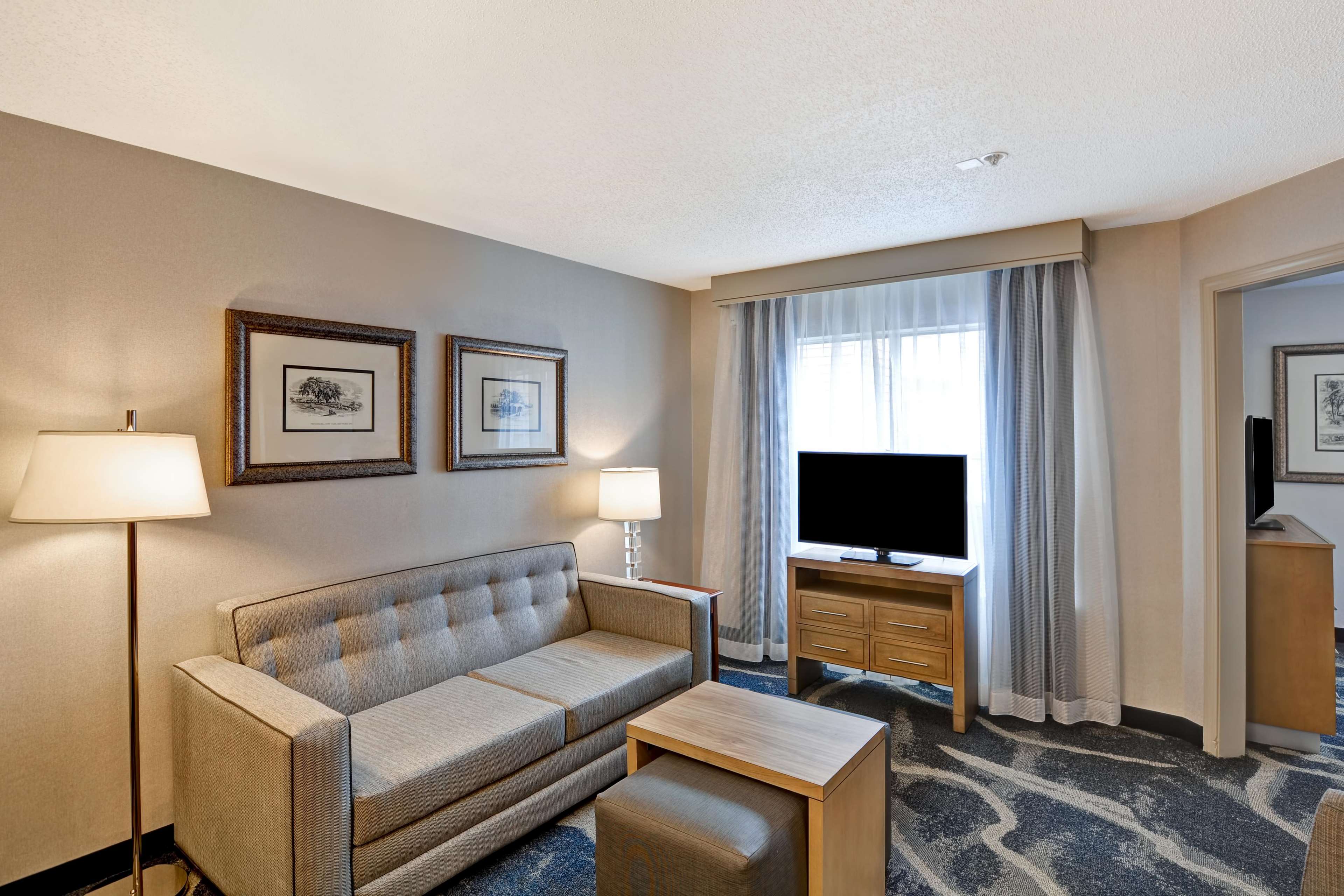 Homewood Suites by Hilton Hartford/Windsor Locks Photo