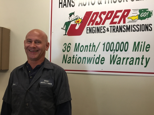 Images Hans' Auto & Truck Clinic