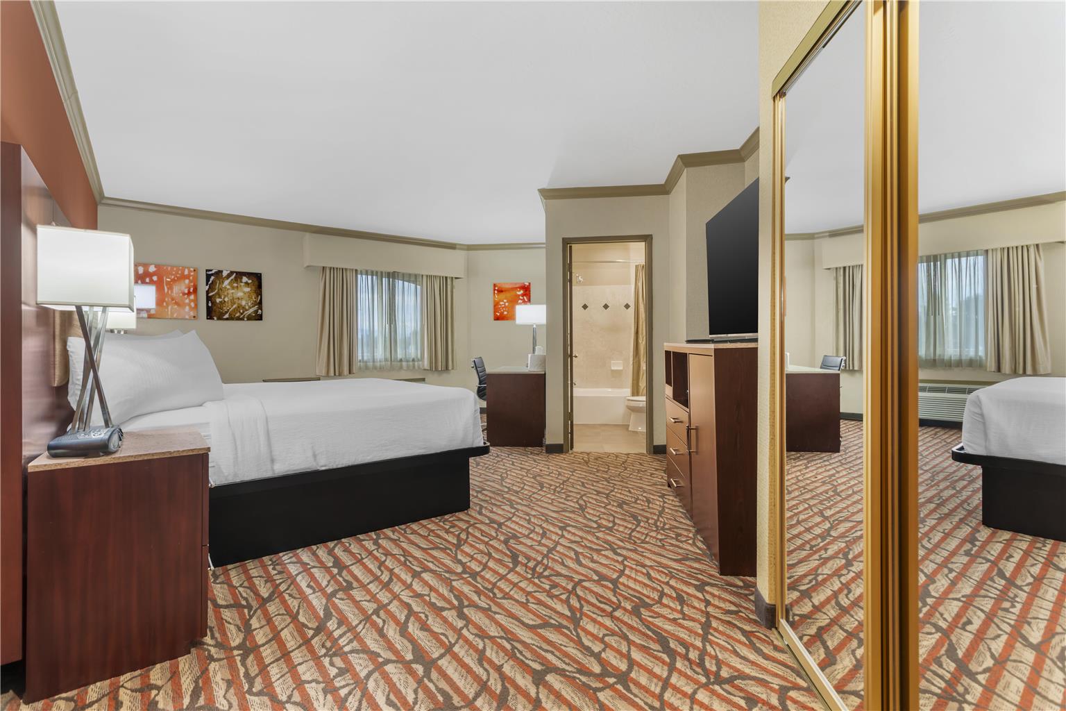 Best Western Plus Brookside Inn Image