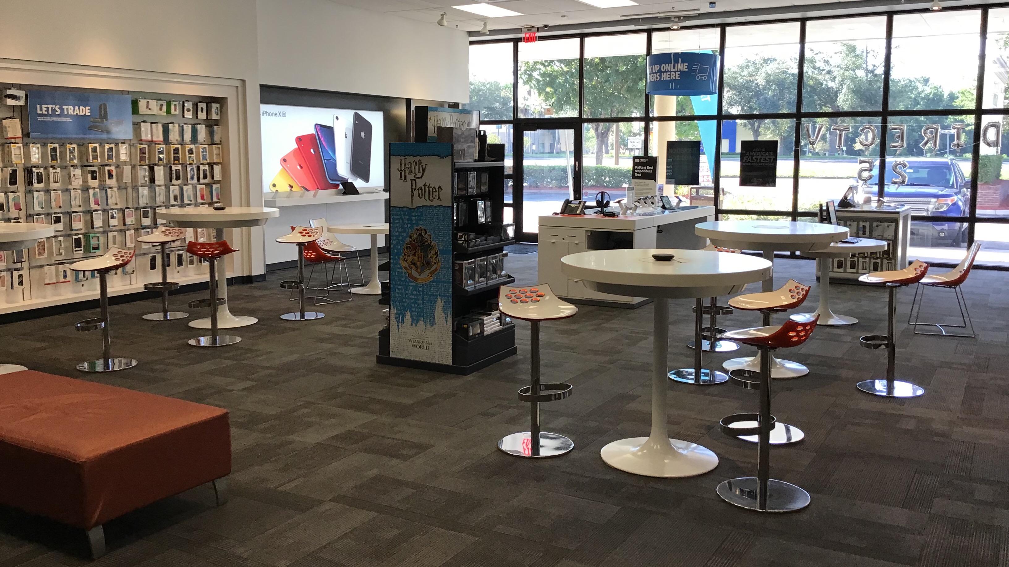 AT&T Store Photo