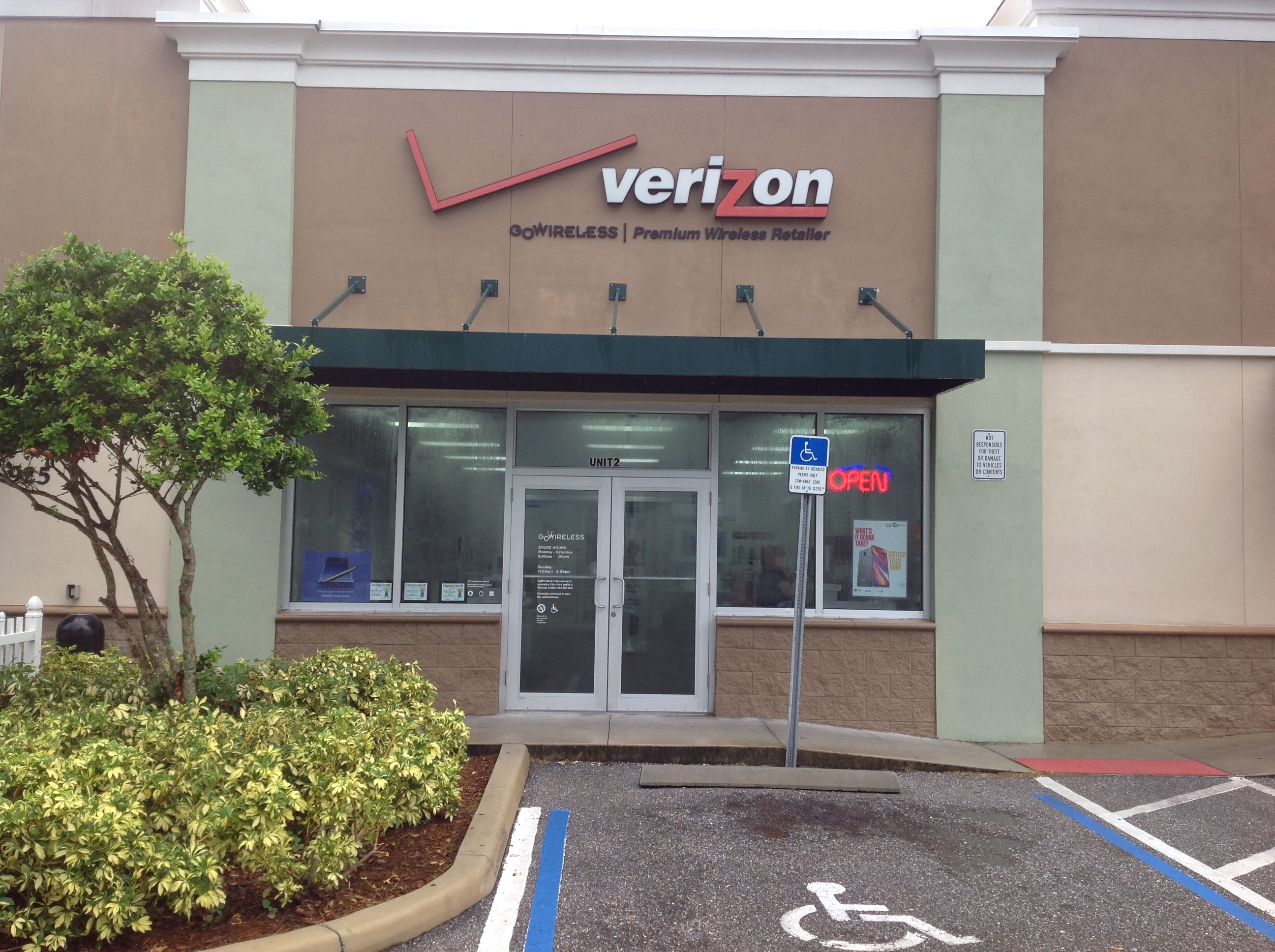 Verizon Authorized Retailer – GoWireless Photo