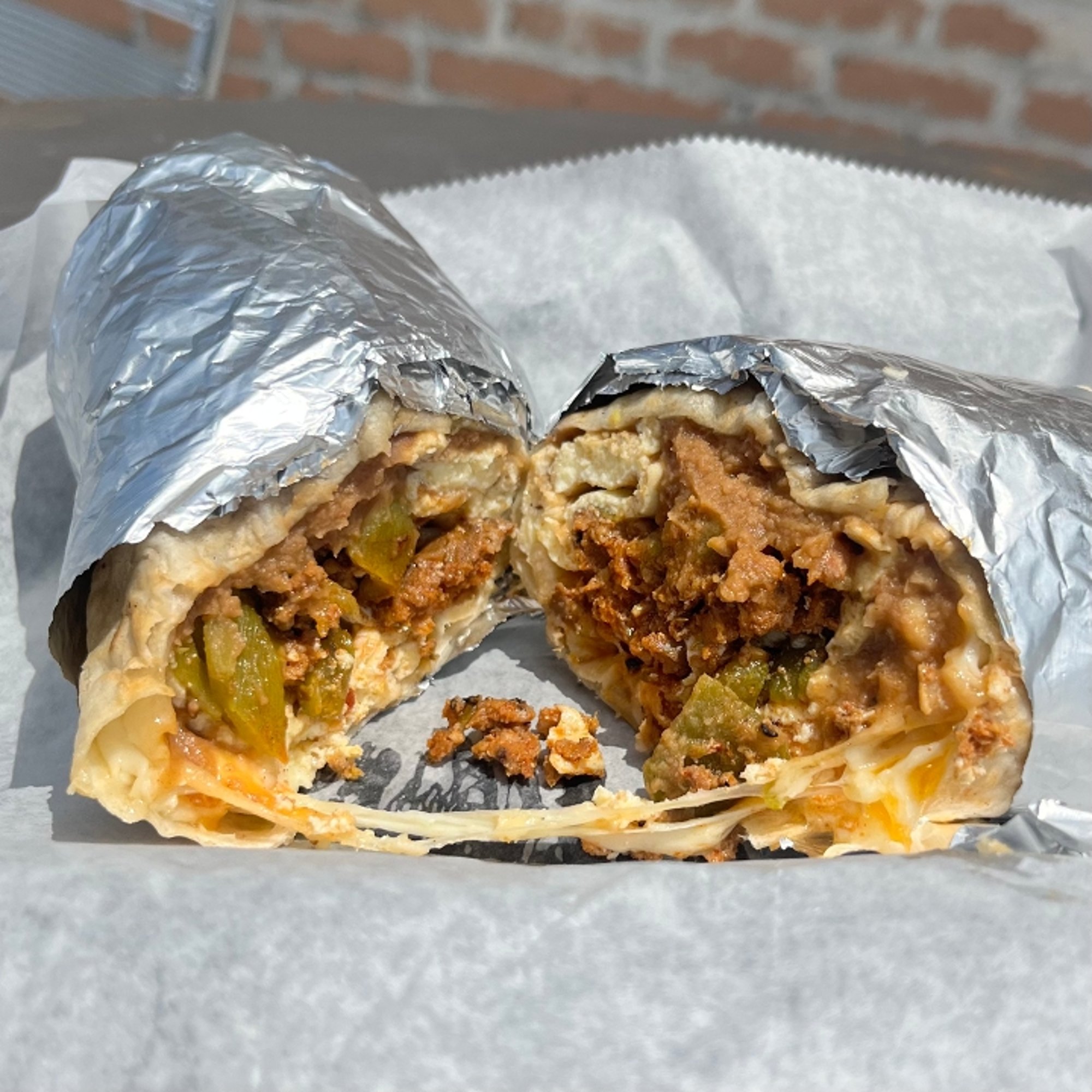 Chorizo con Huevos Burrito