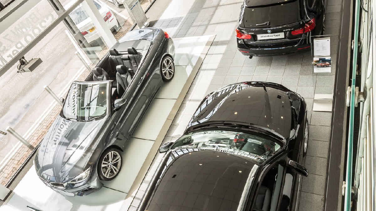 Images Stratstone BMW Doncaster