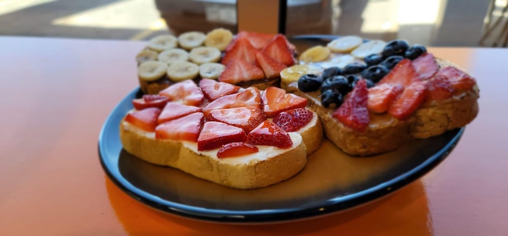 Hazy Daisy Toast