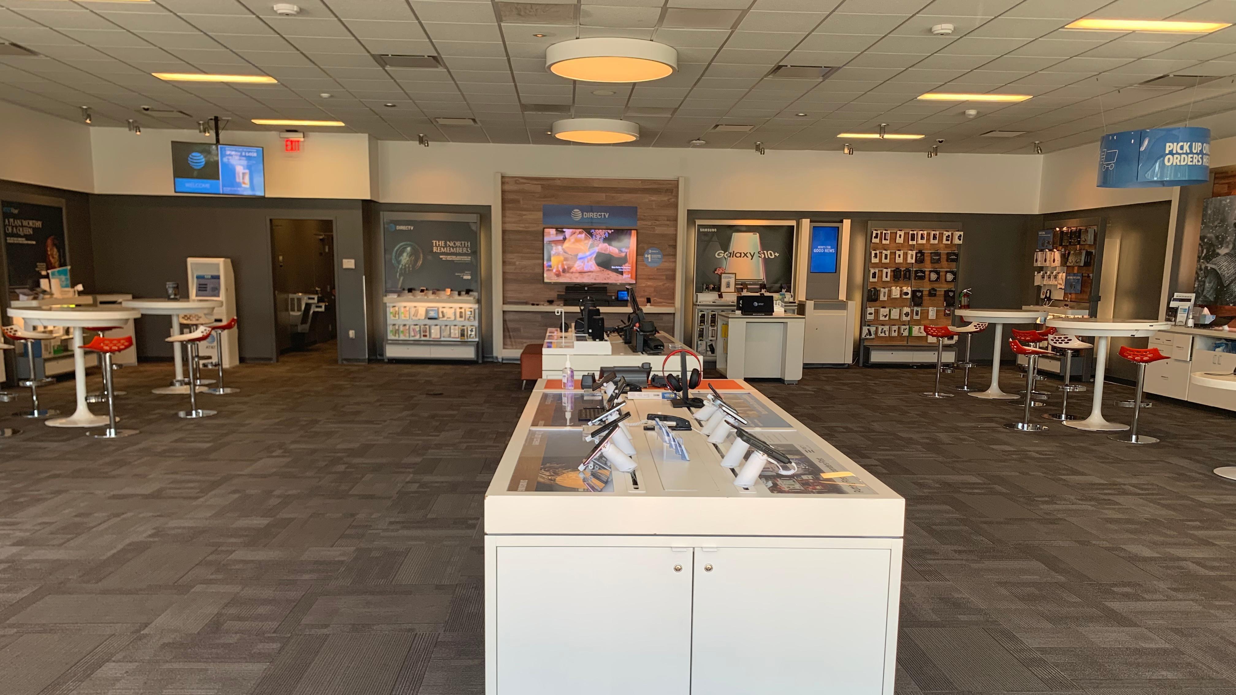 AT&T Store Photo