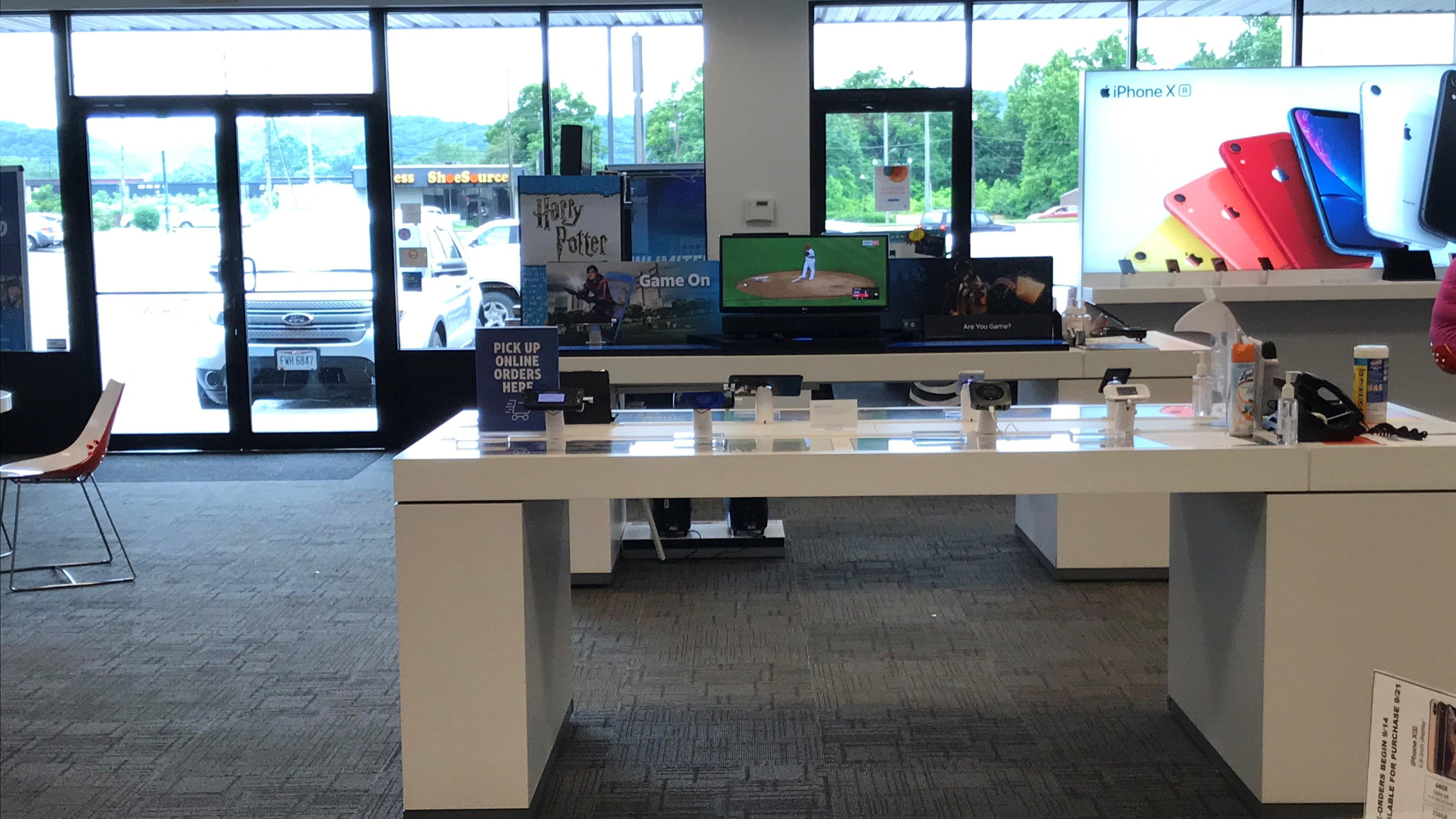 AT&T Store Photo