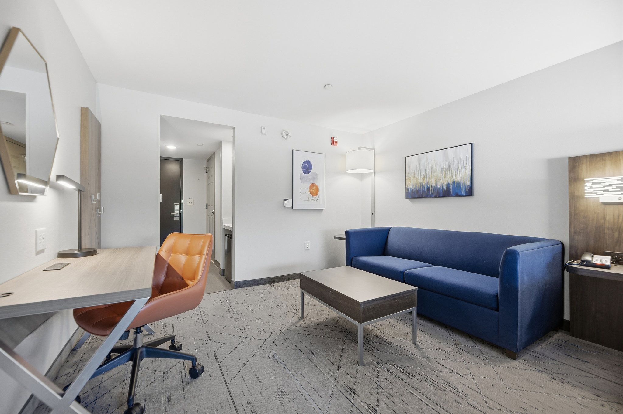 Holiday Inn Express & Suites Raleigh West - Lenovo Center by IHG Image