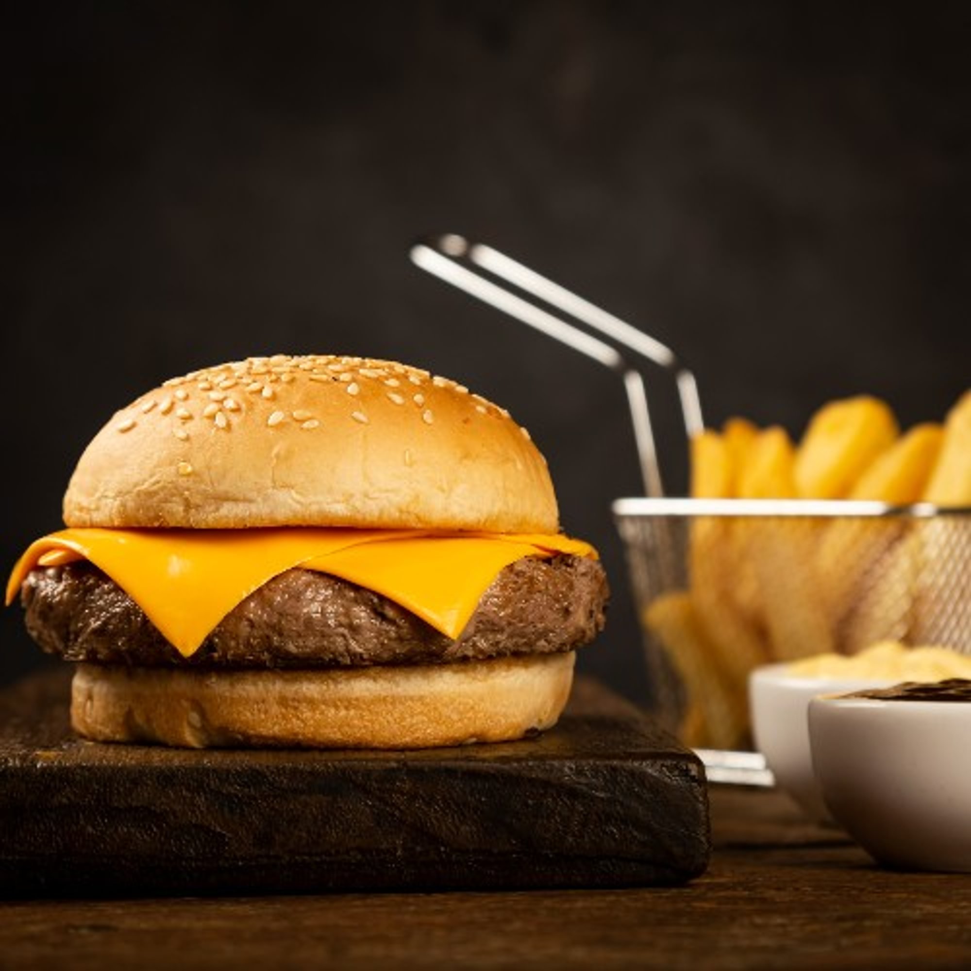 Cheeseburger & Fries