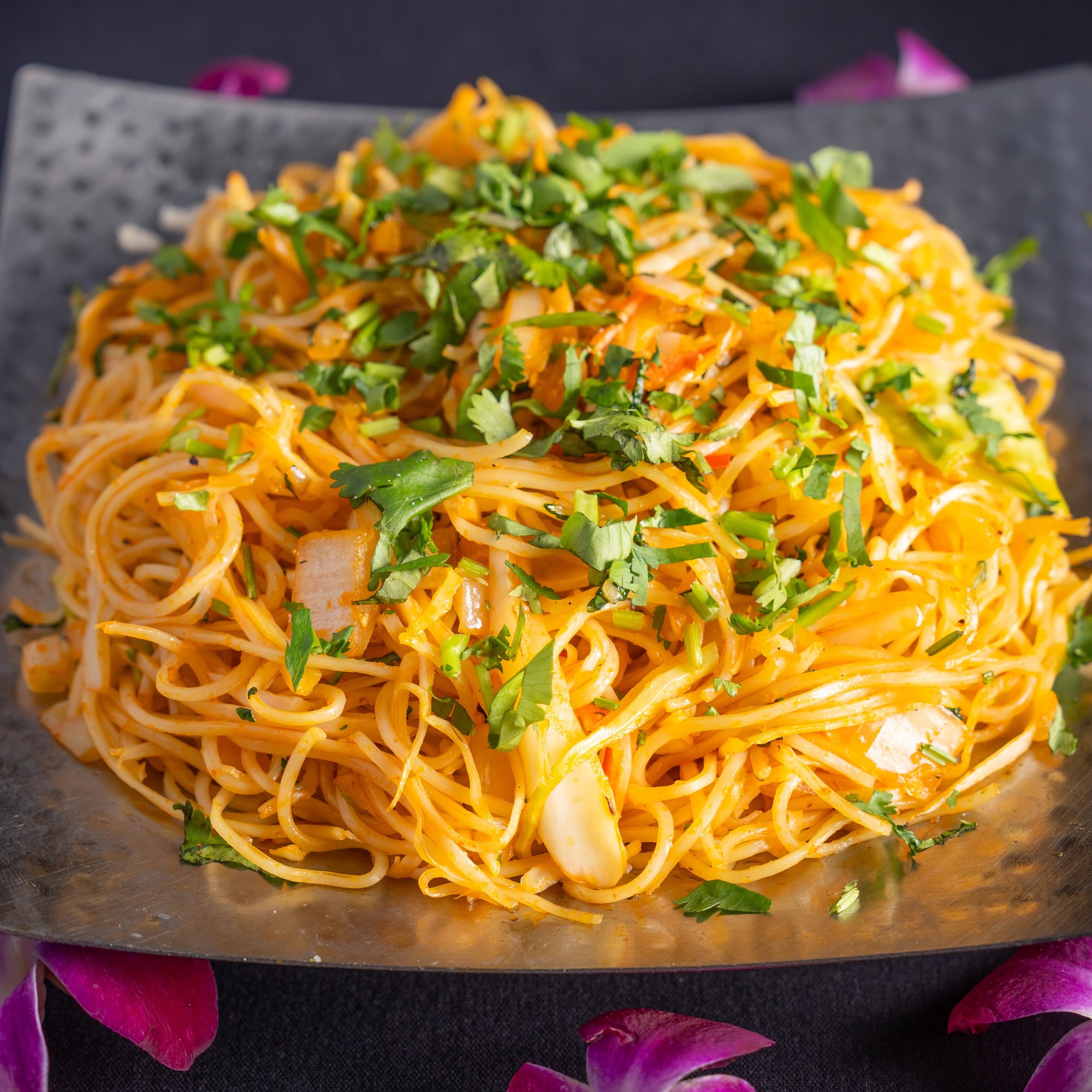 Mushroom Hakka Noodles