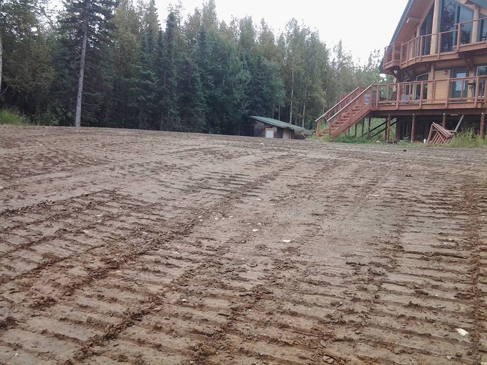 Ken's Excavating Logo