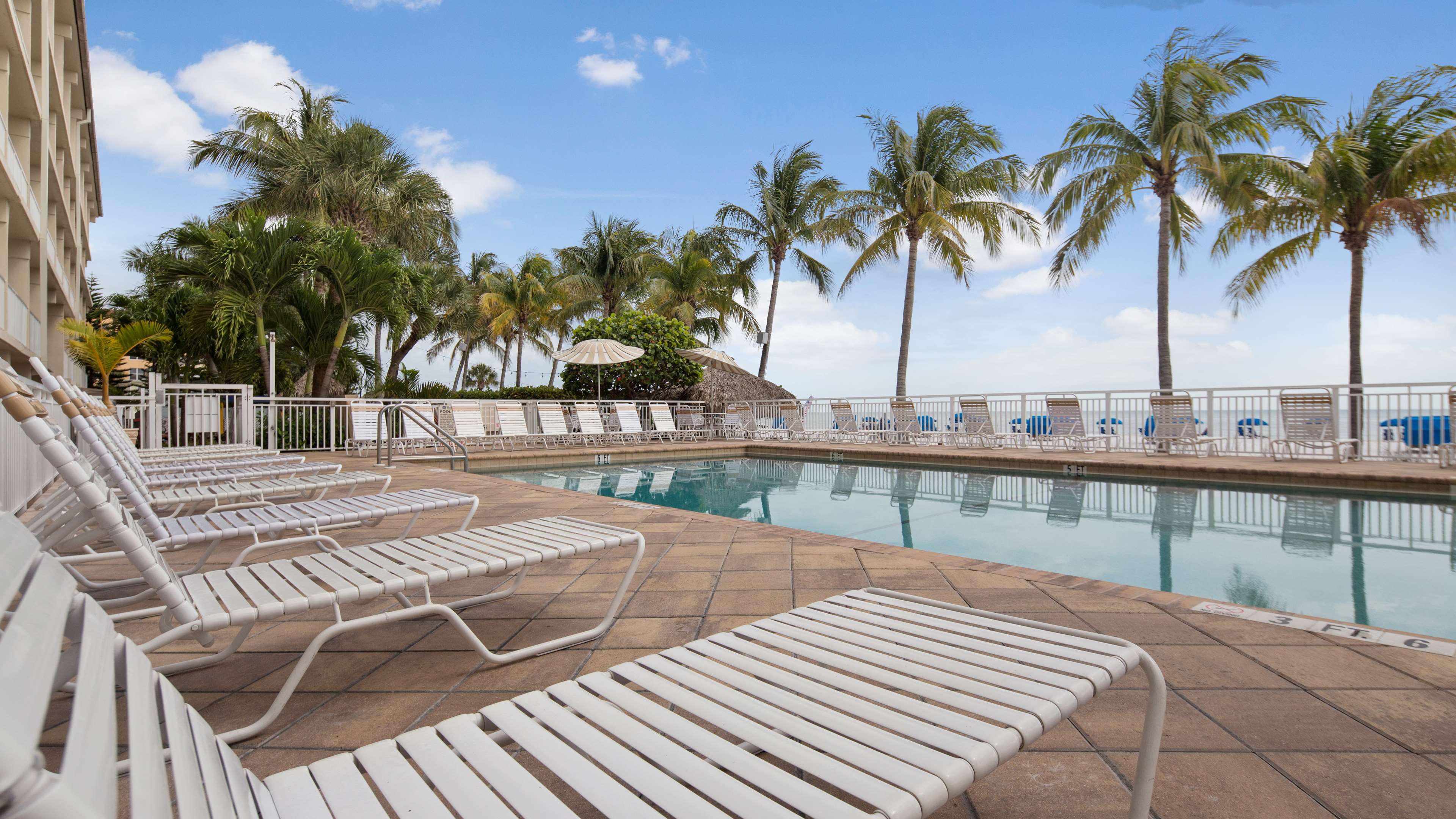 Best Western Plus Beach Resort Photo