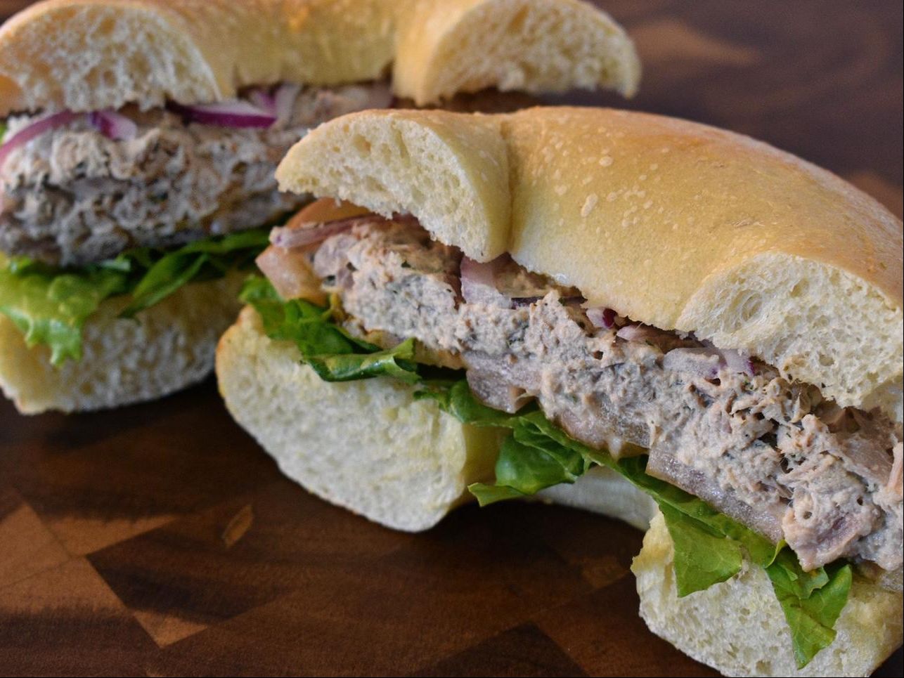 TUNA SANDWICH