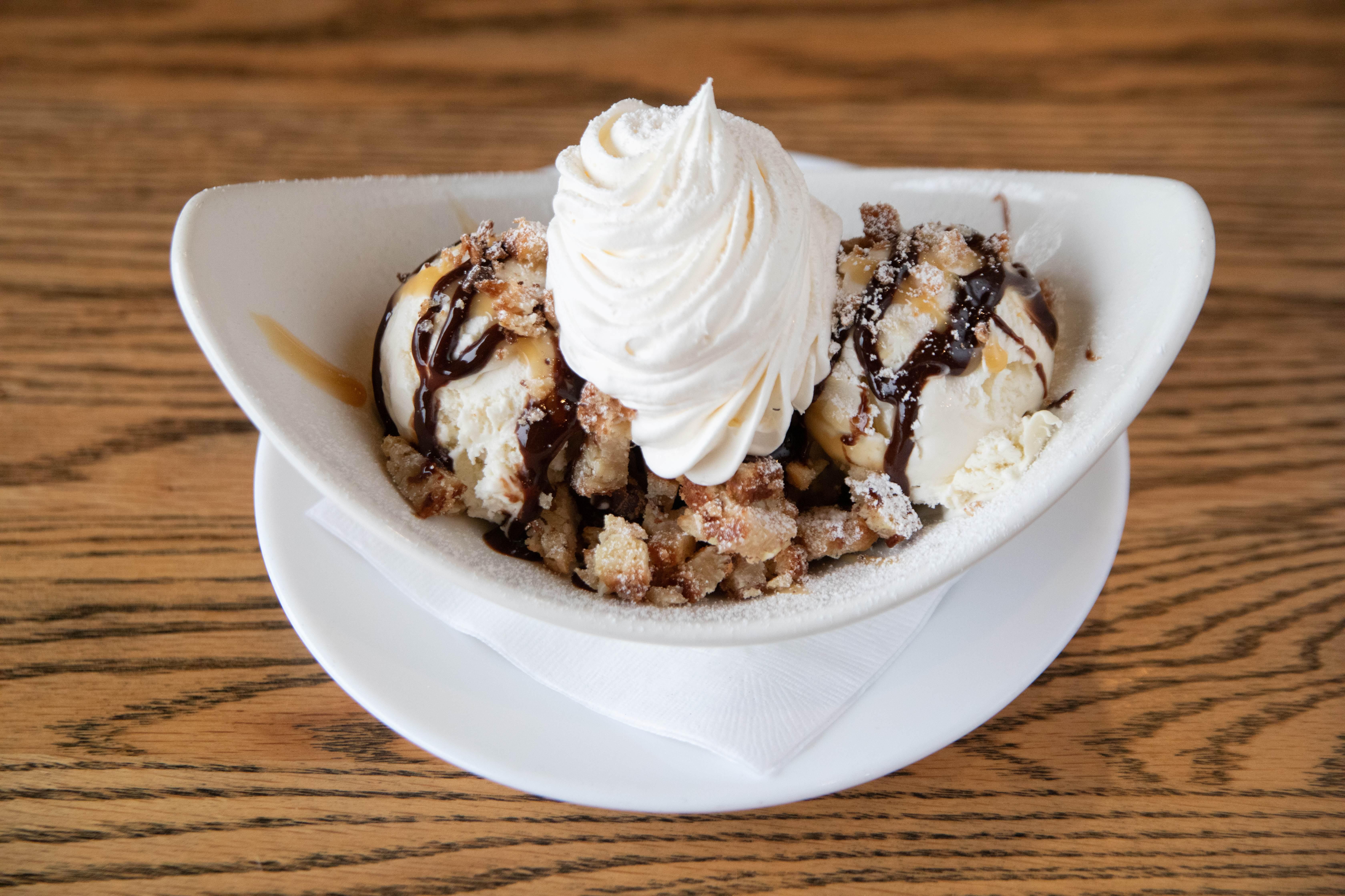 Almond Joy Cookie Sundae