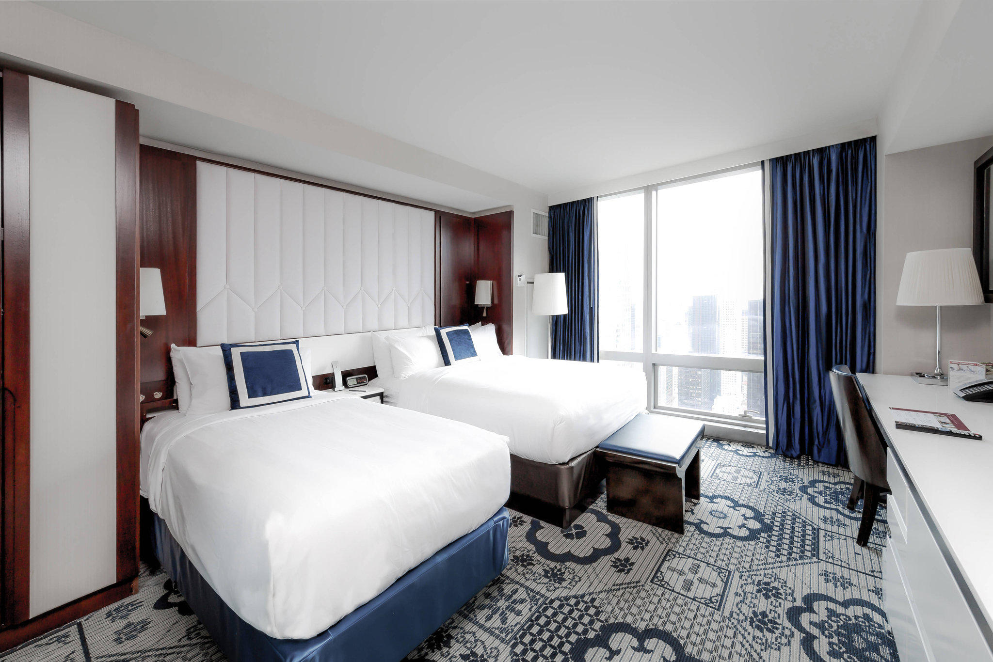 Residence Inn by Marriott New York Manhattan/Central Park Photo