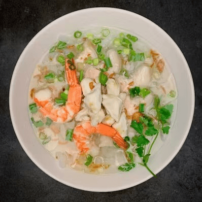 Bánh Canh Tôm Cua - Pig at the Seaside Vermicelli