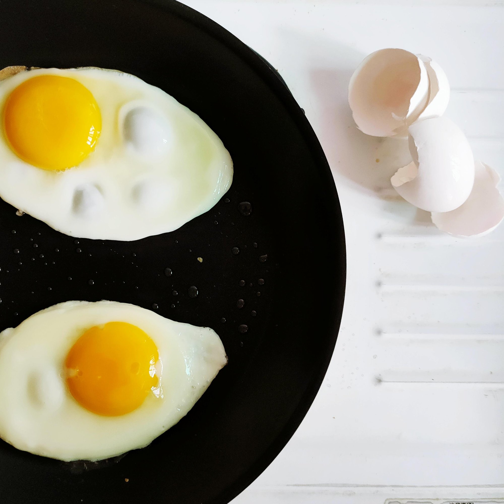 2 Eggs