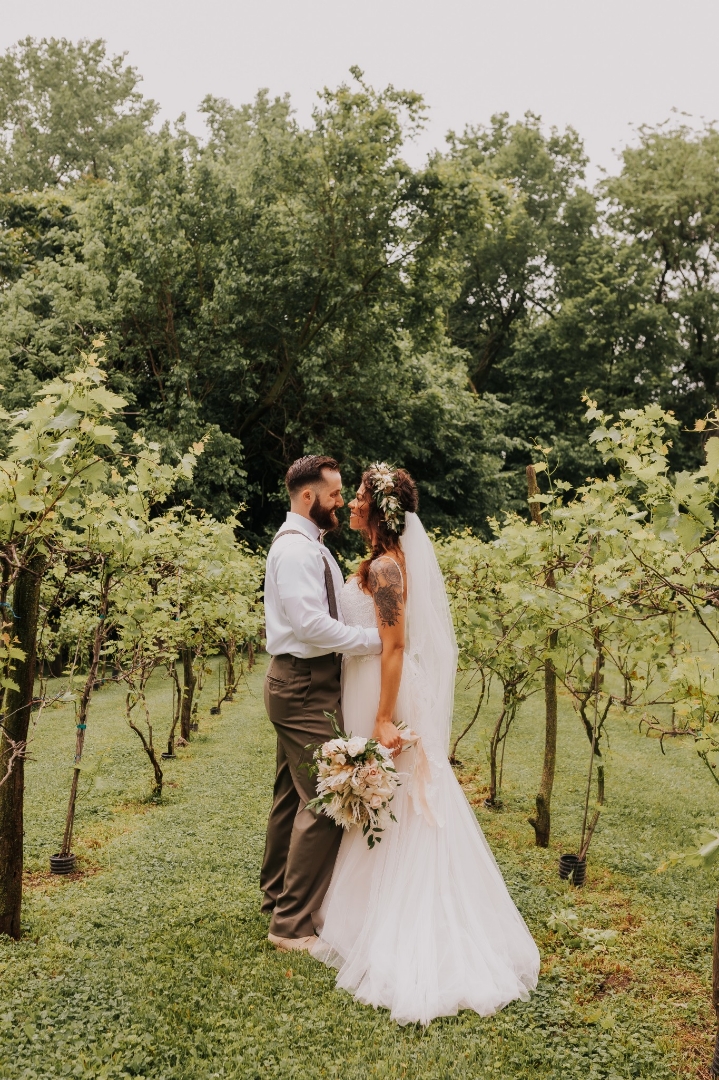 Sugar Hollow TIER 3 — WEDDING + ONE HOUSE STAY